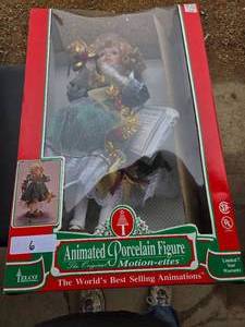 Vintage Animated Porcelain Figure (New In Package)