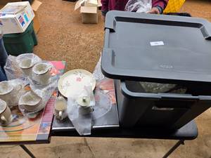 Lot of Glass Ware Pickle Dishes, Platters & Misc (Some New in Package)