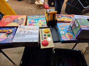 Board Games & Kids Toys