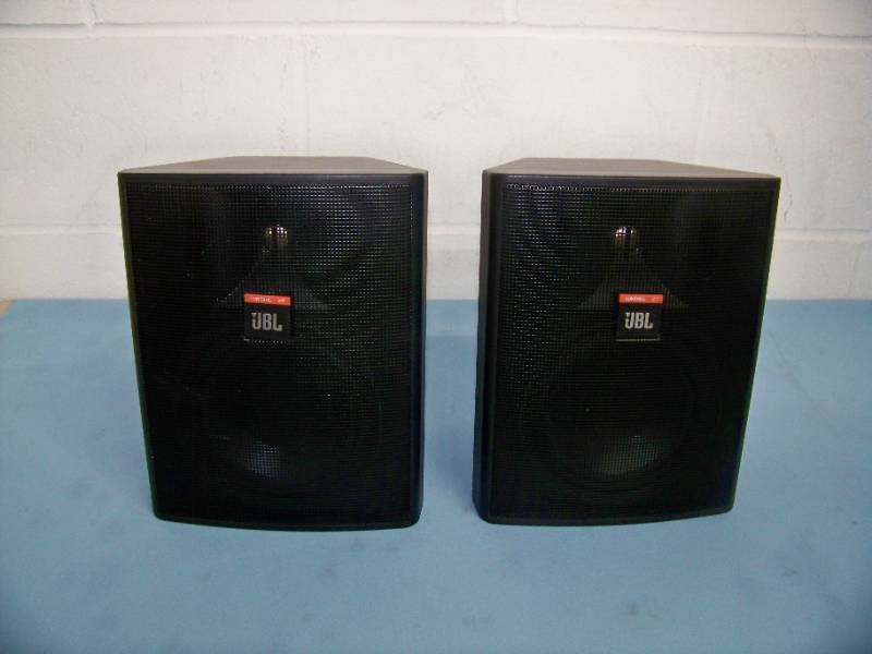 (Pair) JBL Control 25 5.25 2-Way 200W Shielded IndoorOutdoor Loudspeakers
