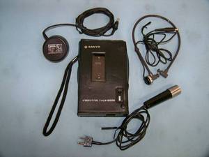 Sanyo Executive Talk-Book TRC 2400 Cassette Player  Recorder with MicrophoneMic and Ear Headset