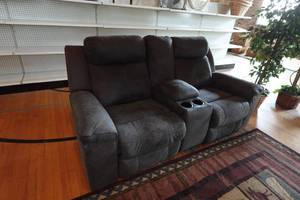 Reclining 78 Love Seat with Cup Holders