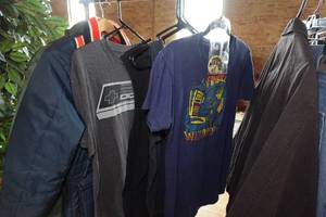 5 T-Shirts - Vintage Pinball Wizard with Pins, NES Controller, Tank Tops