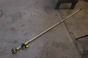 Extendable Light Bulb Changing Pole