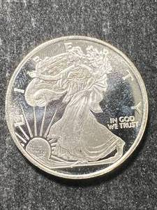HALF TROY OZ .999 FINE SILVER AMERICAN EAGLE ROUND