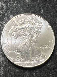 2014 AMERICAN SILVER EAGLE 1 TROY OZ .999 FINE SILVER