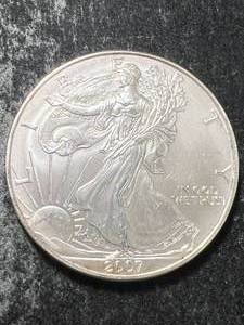 2007 AMERICAN SILVER EAGLE 1 TROY OZ .999 FINE SILVER