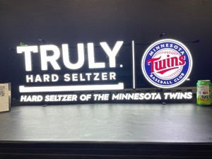 MN Twins baseball, MLB  Truly Hard Seltzer