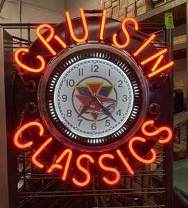 Cruisin Classics 57 Chevy, 80s or 90s vintage neon clock with motion wheel