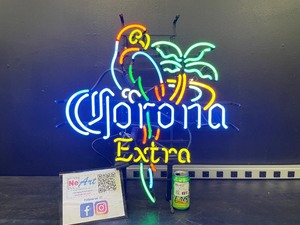 Corona Extra parrot, neon sign