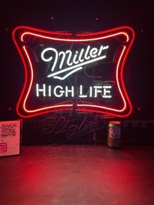 Miller High Life animated neon sign