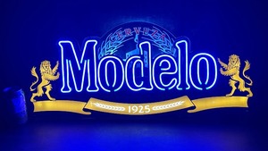 Modelo LED sign,