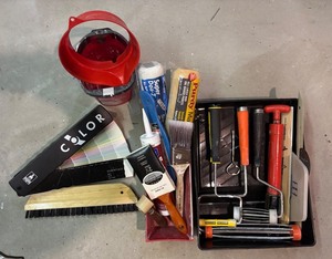 TR - Painting Tools & Color Samples Mixed Lot