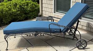 Cast Iron Patio Lounger with Matching Side Table
