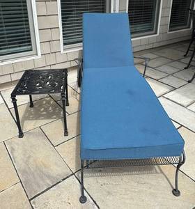 Cast Iron Patio Lounger with Matching Side Table