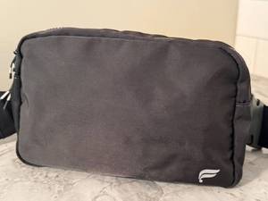 Fabletics Os Crossbody Belt Bag