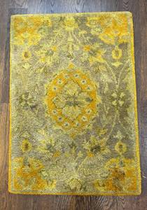 E - Surya Rug