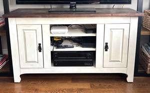 O - Charming Cabinet With Shelves