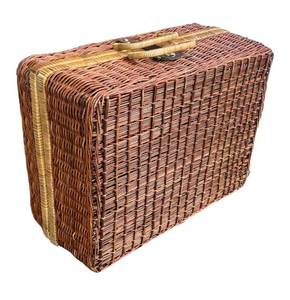 O - Decorative Wicker Case