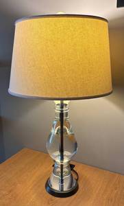 LLO - Gorgeous Glass Table Lamp