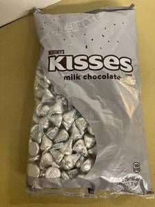 Hersheys Milk Chocolate Kisses