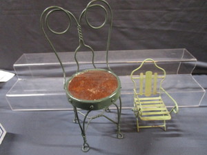 DOLL Size Ice Cream Chair & Lawn Chair