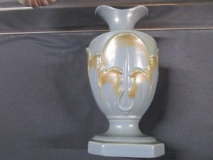 Red Wing Rumrill Vase