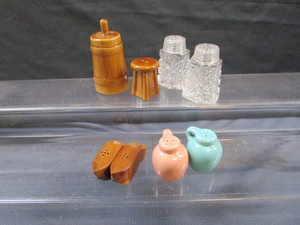 Salt & Pepper Shakers