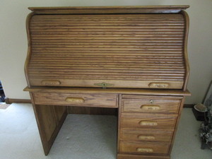 S-Curve Rolltop Computer Desk