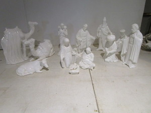 Manger Figures