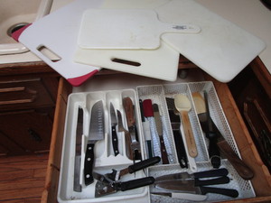 Cutting Boards & Knives