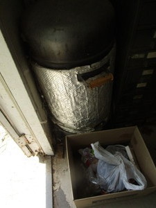 Smoker & Cedar Chips