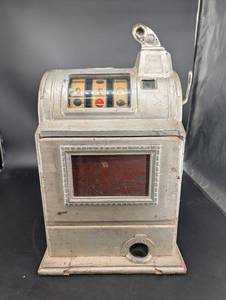 Antique Dime Slot Machine With Bell-Fruit Gum Reels