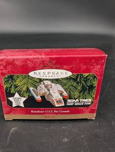 Hallmark Keepsake Star Trek Deep Space Nine Runabout U.s.s. Rio Grande Ornament