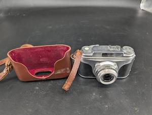 Arette Ia 35mm Film Camera With Isco-Gottingen Consonar Lens & Case