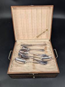 1847 Rogers Bros Silverplate Spoon Set in Wood Case (Lot of 6)