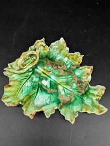 Vintage Elda Leaf Dish 1958