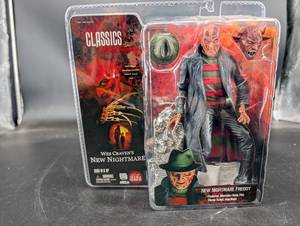 NECA Cult Classics New Nightmare Freddy Figure