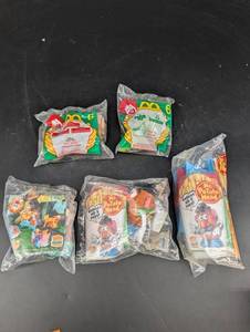 Vintage Burger King Kids Club Toy Lot of 5 CatDog Mr. Potato Head Bugs Life Zita
