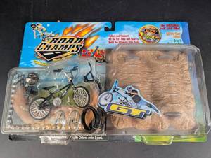 Vintage Road Champs BXS GT Trick Stick Bike Set