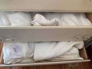 Mattress covers, coverlets 2 drawe...