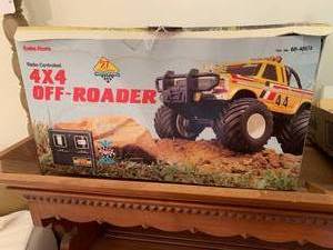 Radio Shack radio controlled 4x4 ve...