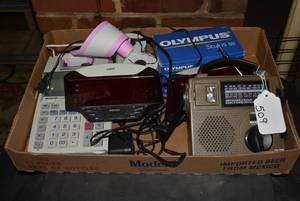 Grundig windup radio, alarm clocks,...
