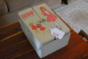 Skipper dolls, clothing, carrying c...