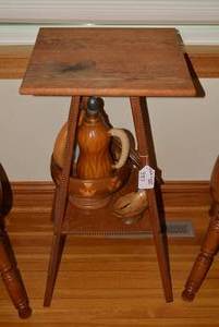Wood stand with wood centerpieces...