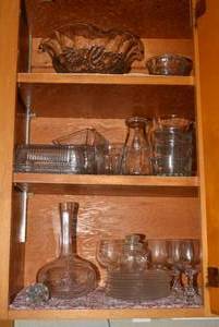 Assorted clear glassware - bowls, s...
