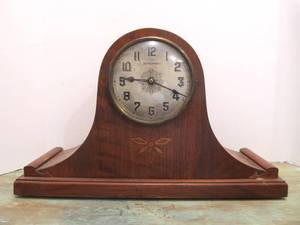 Nice Working Vintage SYNCHRON Mantel Clock