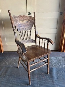 Excellent Antique Windsor Back Armchair