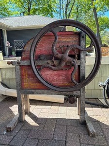 Antique Hand Crank Cast Iron &amp Wood Corn Sheller Machine