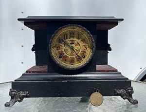 Ornate Antique Ingraham Mantel Clock wPendulum &amp Key